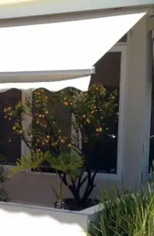 Aurora-Folding-Arm-Awnings-Noosa-Canberra-Australia-Aurora-Designs-Gallery-6